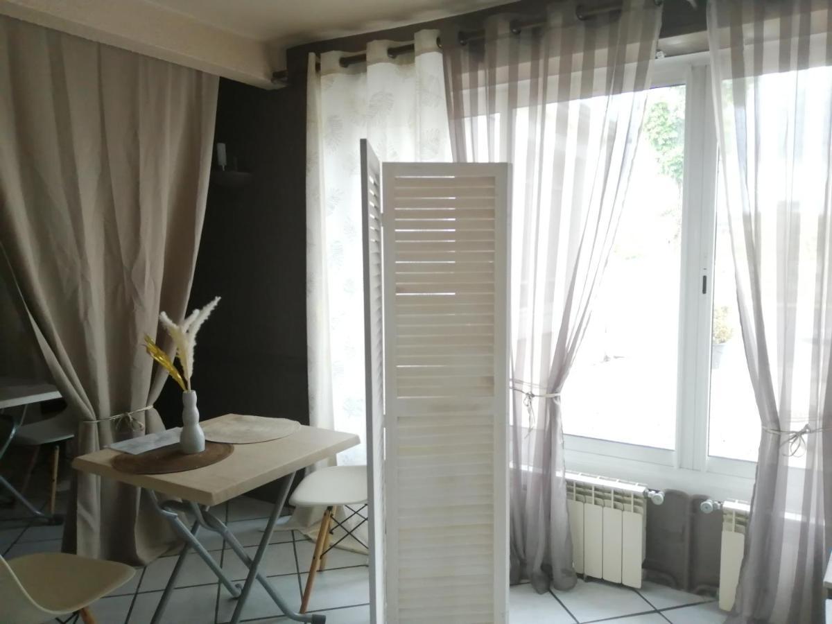 Les Chambres De La Gare Noyers-sur-Cher Ngoại thất bức ảnh