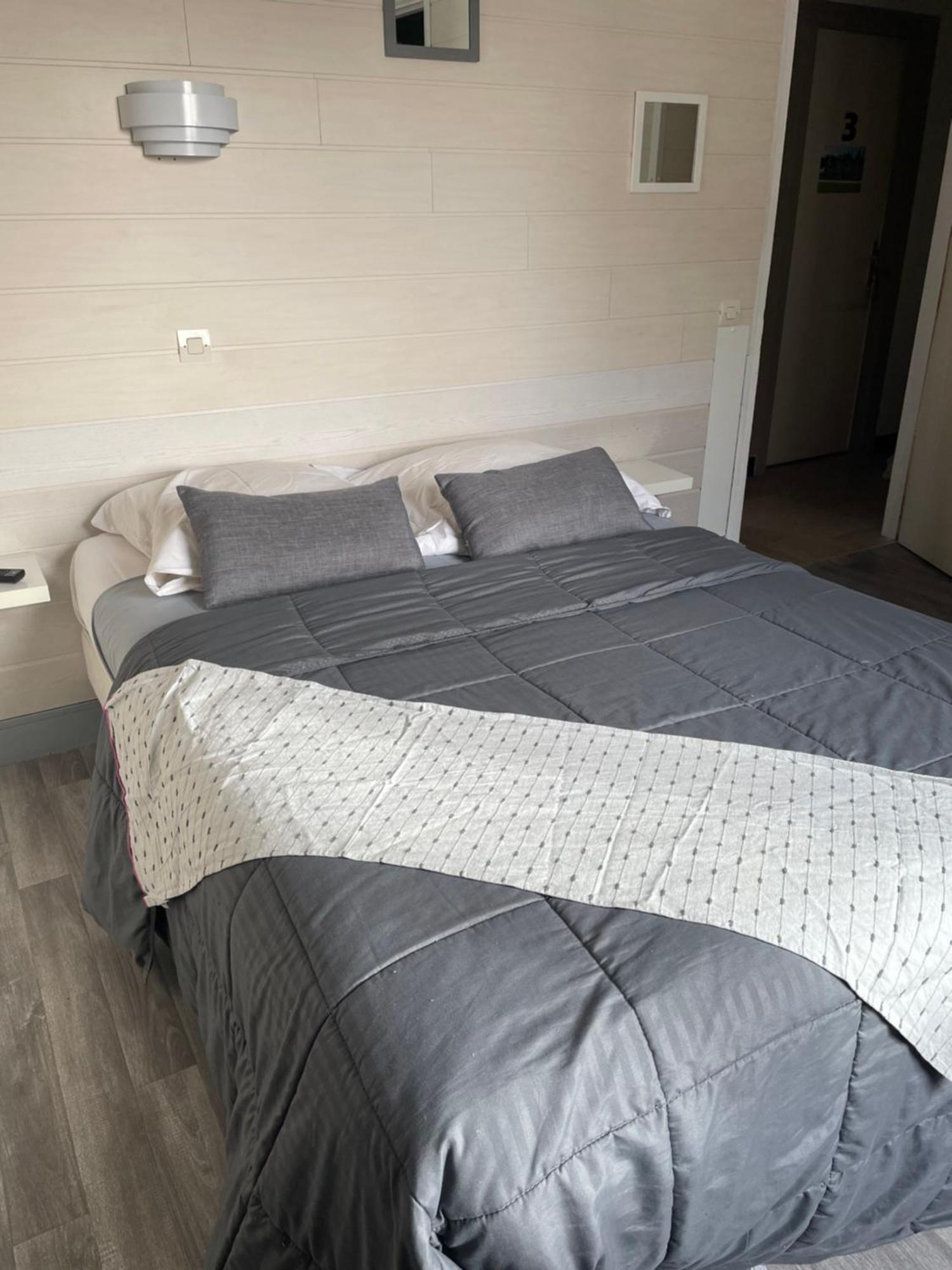Les Chambres De La Gare Noyers-sur-Cher Ngoại thất bức ảnh