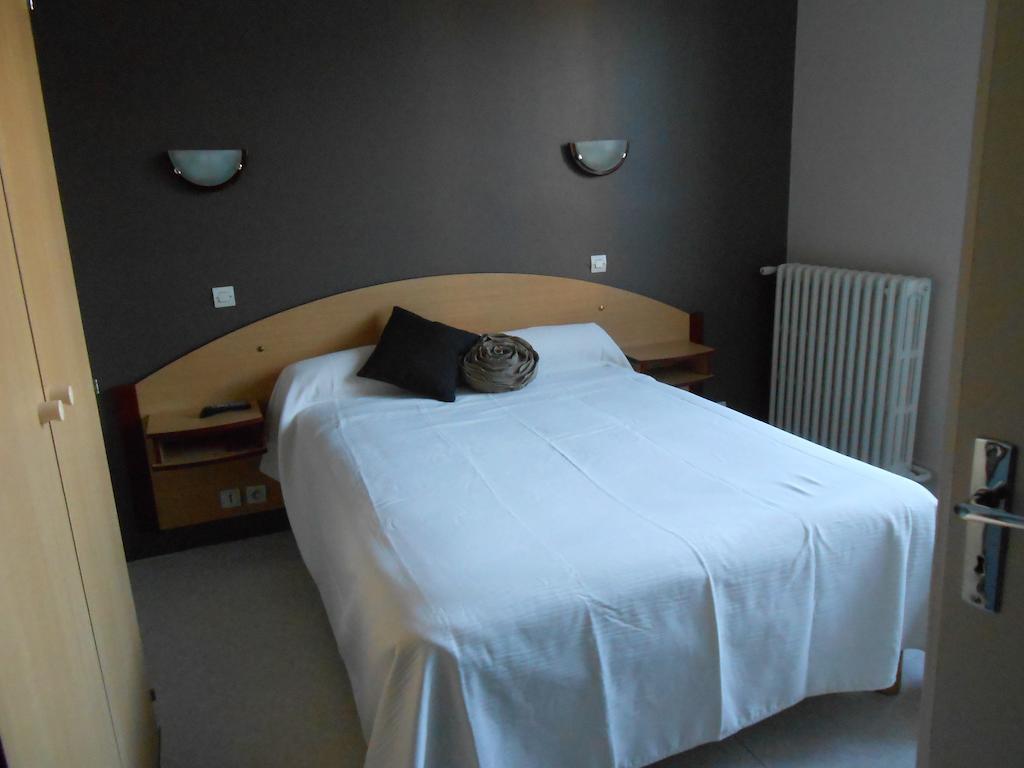 Les Chambres De La Gare Noyers-sur-Cher Phòng bức ảnh
